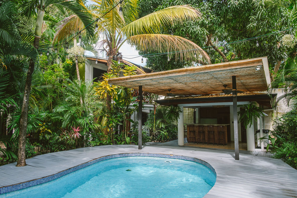 beach-heaven-nosara-vacation-house-rental-pool-area