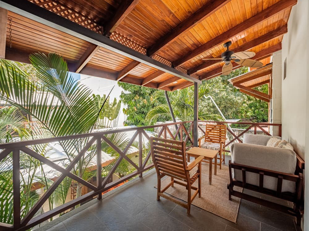 beach-heaven-nosara-vacation-house-rental-queen-room